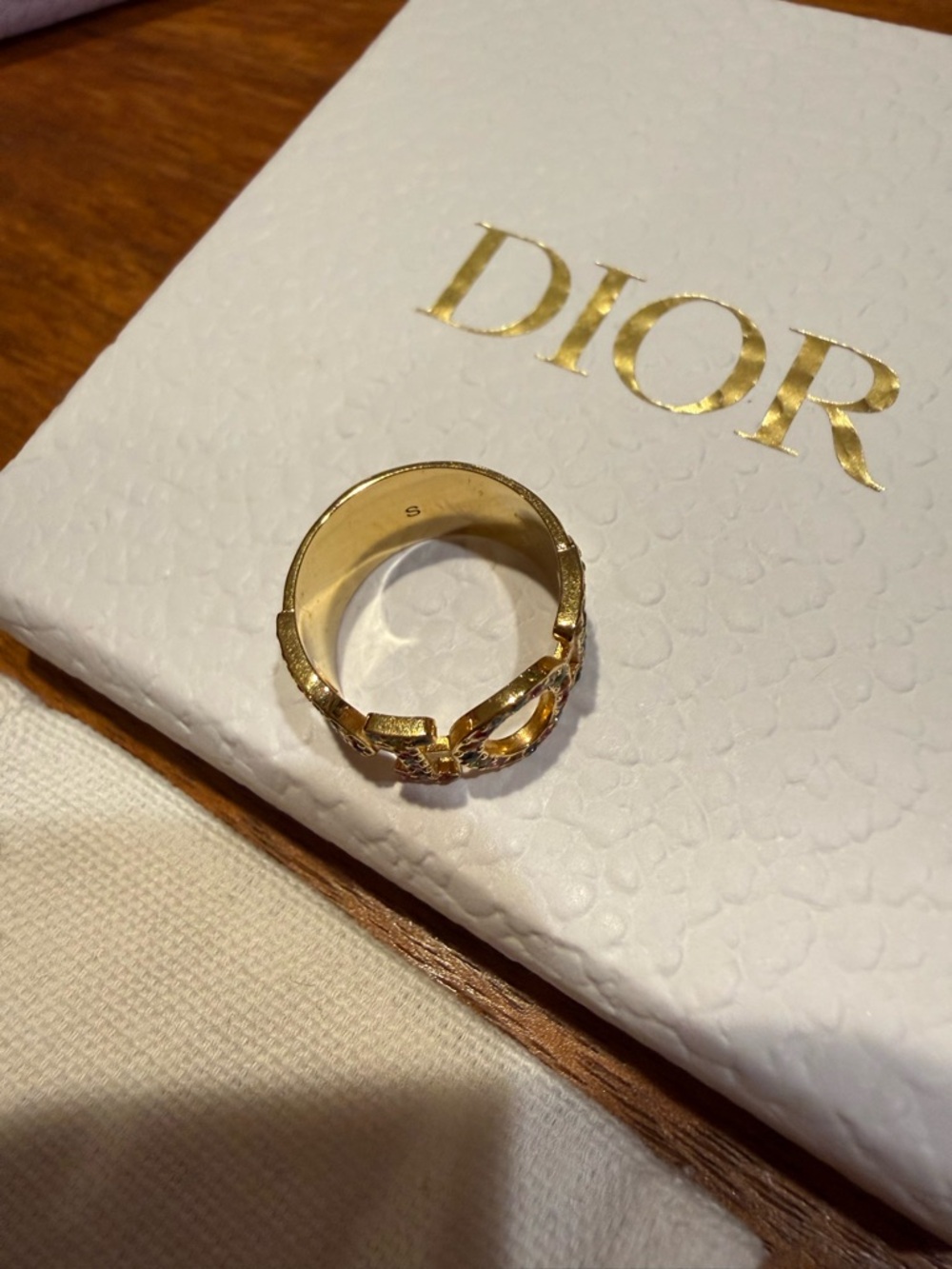 *Limited Time Only* Dior Gold Crystal Ring - Picture 5 of 6